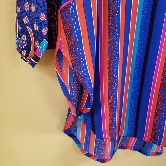 Diane Freis 100% silk blouse - Picture 2 of 6